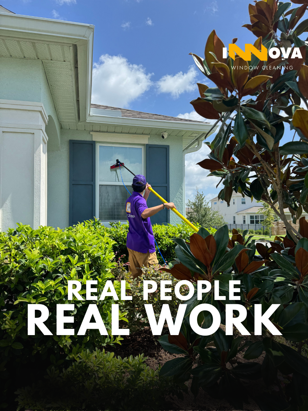 Equipo profesional trabajando